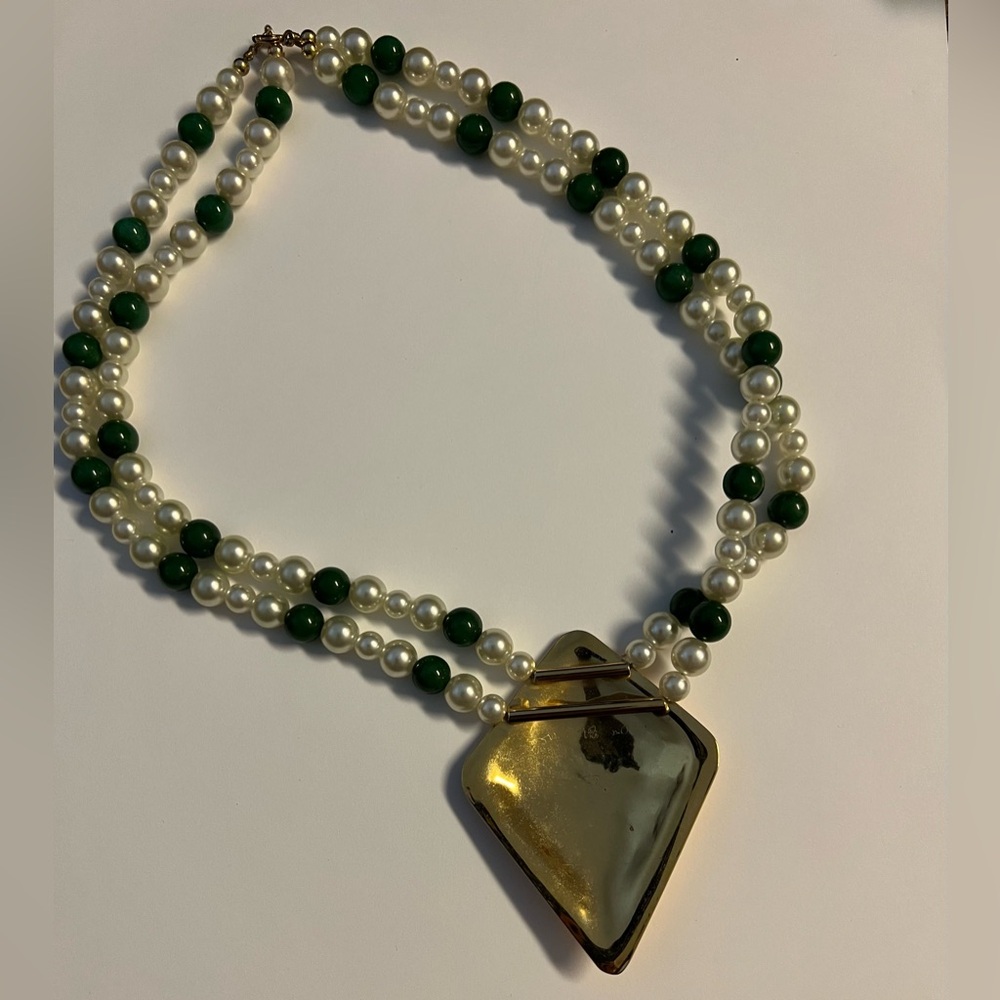 Carlton Ridge for Sutton Hoo Signed alternating Gold and Green Pearl Necklace - Picture 3 of 11